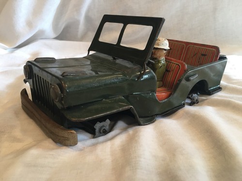 Antique metal toy military - metal,