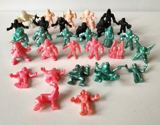Vintage Lot 30 Figurines