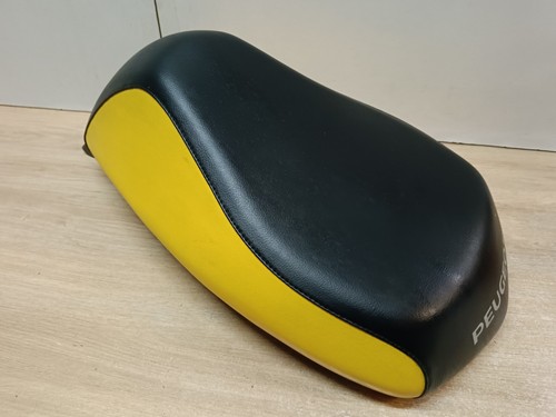 Une selle siege - une,