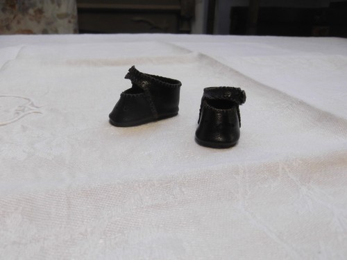 Paire chaussures ancienne - paire,