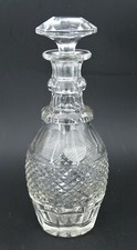 Saint Louis modèle Trianon, petite carafe et son bouchon en cristal, 25 cl.