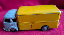 DINKY TOYS Simca Cargo Ref: 33