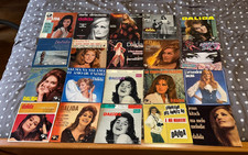 lot de 20 vinyles 45 tours dalida tbe