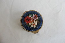 Boite à pilules ancienne