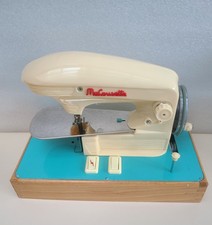Machine a coudre MA COUSETTE électrique ou manuelle