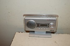 POSTE RADIO HORLOGE  PORTABLE