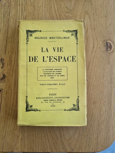 Très vieux livre - , sur