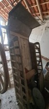 charette Ancienne en bois très bon état 