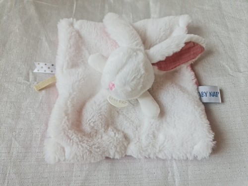 Doudou lapin plat blanc rose
