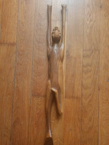 Sculpture anthropomorphe - , en