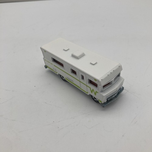 Tomica winnebago motor - winnebago, n