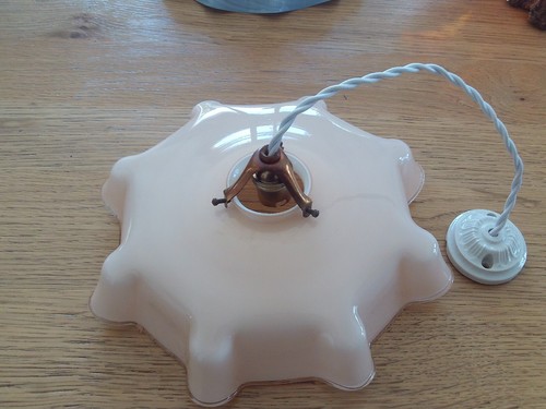 Ancienne lampe belle - belle,