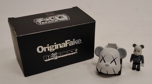 Kaws takara choroq - kaws,