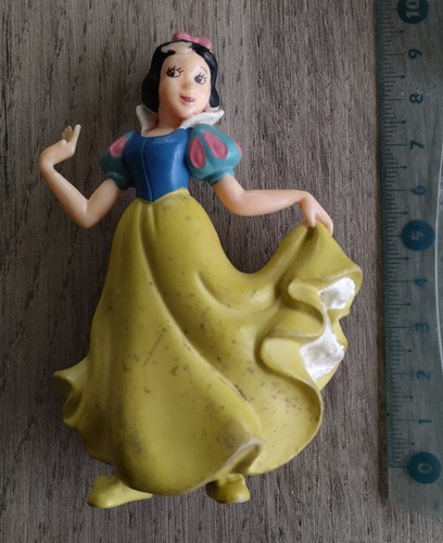 Figurine blanche neige les - figurine,
