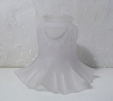 Ancienne tulipe en pate de verre .