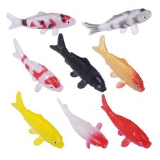  Lot de 8 figurines de poissons koï : figurines miniatures de poissons rouges,