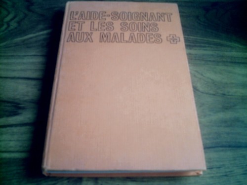 Livre aide soignant les - livre, et