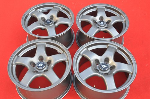 Jdm nissan skyline - nissan, r32