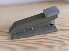 Agrafeuse bostitch ancienne - agrafeuse,