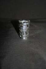 Verre gobelet à liqueur ancien entouré d'argent 925