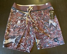 Mens Quiksilver Boardshorts Size 32 Sample