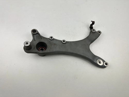 Support moteur kymco 125 - moteur,