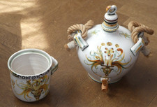 GRANDE GOURDE AVEC ROBINET BOIS ou VINAIGRIER + POT A CORNICHON KERALUC QUIMPER