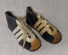 Ancienne paire de chaussures miniature, Adidas, Coupe du Monde, Football, signée