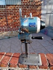 ciseau electrique tissu lame verticale