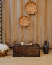 Lucienne, la malle en bois