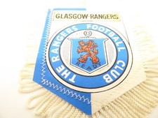 FANION / PENNANT - FOOTBALL  - LOGO - 9 CM X 11 Cm - GLASGOW RANGERS FC