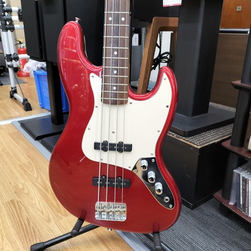 Guitare basse électrique