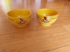 2 BOLS EN  CERAMIQUE BANANIA ( BANDE BLEU )