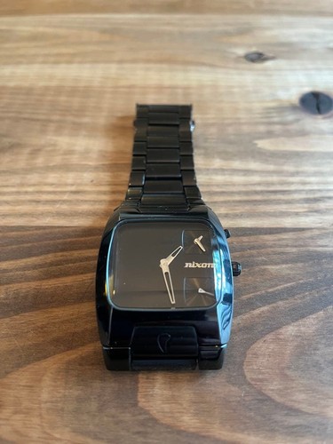 Nixon black wristwatch battery - nixon,