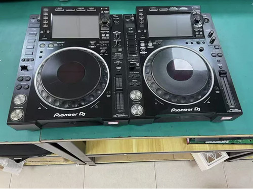 Cdj2000nexus set - 1,