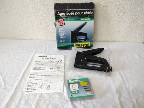 Outil main agrafeuse - main,