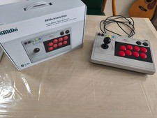 8Bitdo USB Arcade Stick – Très peu utilisé -expédition France Métropolitaine 