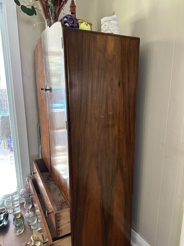 Armoire antique vintage - armoire,