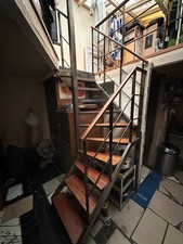 Escalier métal et bois fabriqué par un artisan métallier