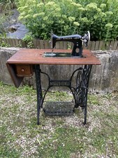 MACHINE A COUDRE  SINGER Avec
