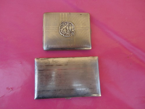 Etui cigarette en metal - en,