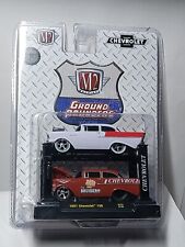 M2 Machines 1/64 🇨🇵 Model-Kit  1957 Chevrolet 150 + pont élévateur  