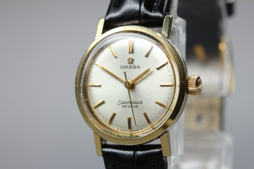 Quasi comme neuf - , omega