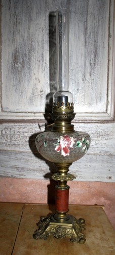 Ancienne lampe pétrole - ancienne, à