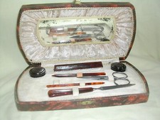 Ancienne   Trousse de manucure
