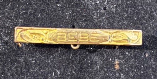 Broche barrette bavoir - broche, a