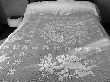 Linge Ancien Couvre Lit de mariage Dentelle Au Filet  Décor De 6 Angelots