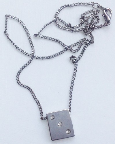 Collier rétro couleur argent - collier,