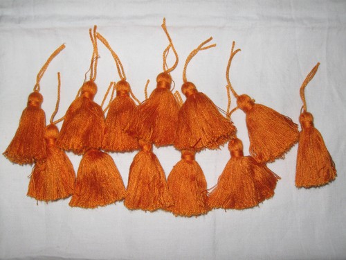 Petits pompons gland - 12,
