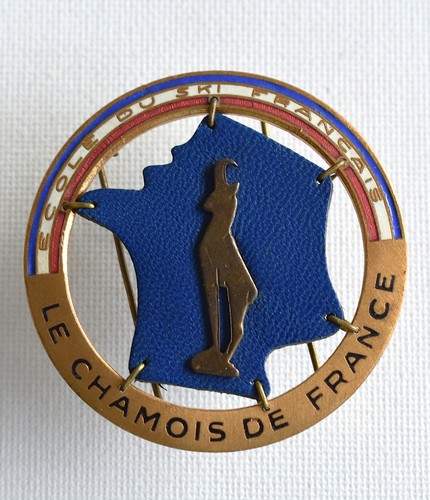 Superbe insigne broche - superbe, insigne,